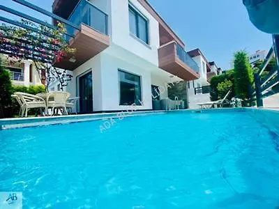 Kusadasinda Muhtesem Havuzlu Miray A3 Villa
